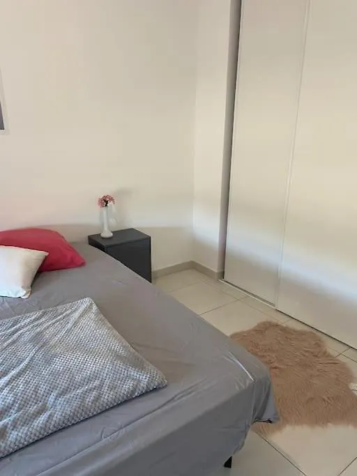 Appartement Cosy Avec Terrasse Avignon France